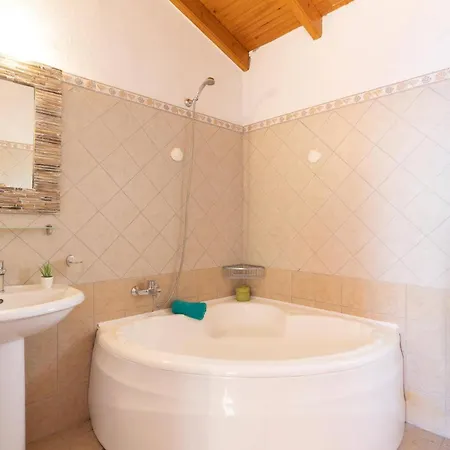 Villa Astarti By