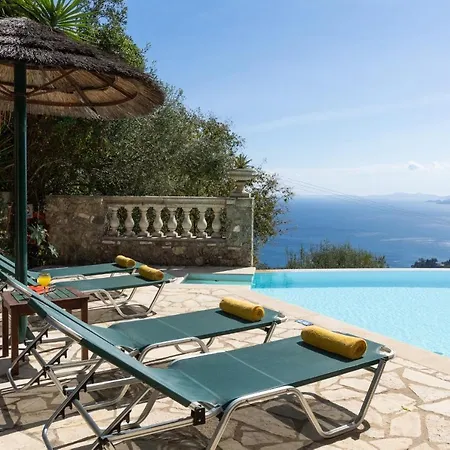 Villa Astarti By *