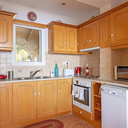 Villa Astarti By Kalámi